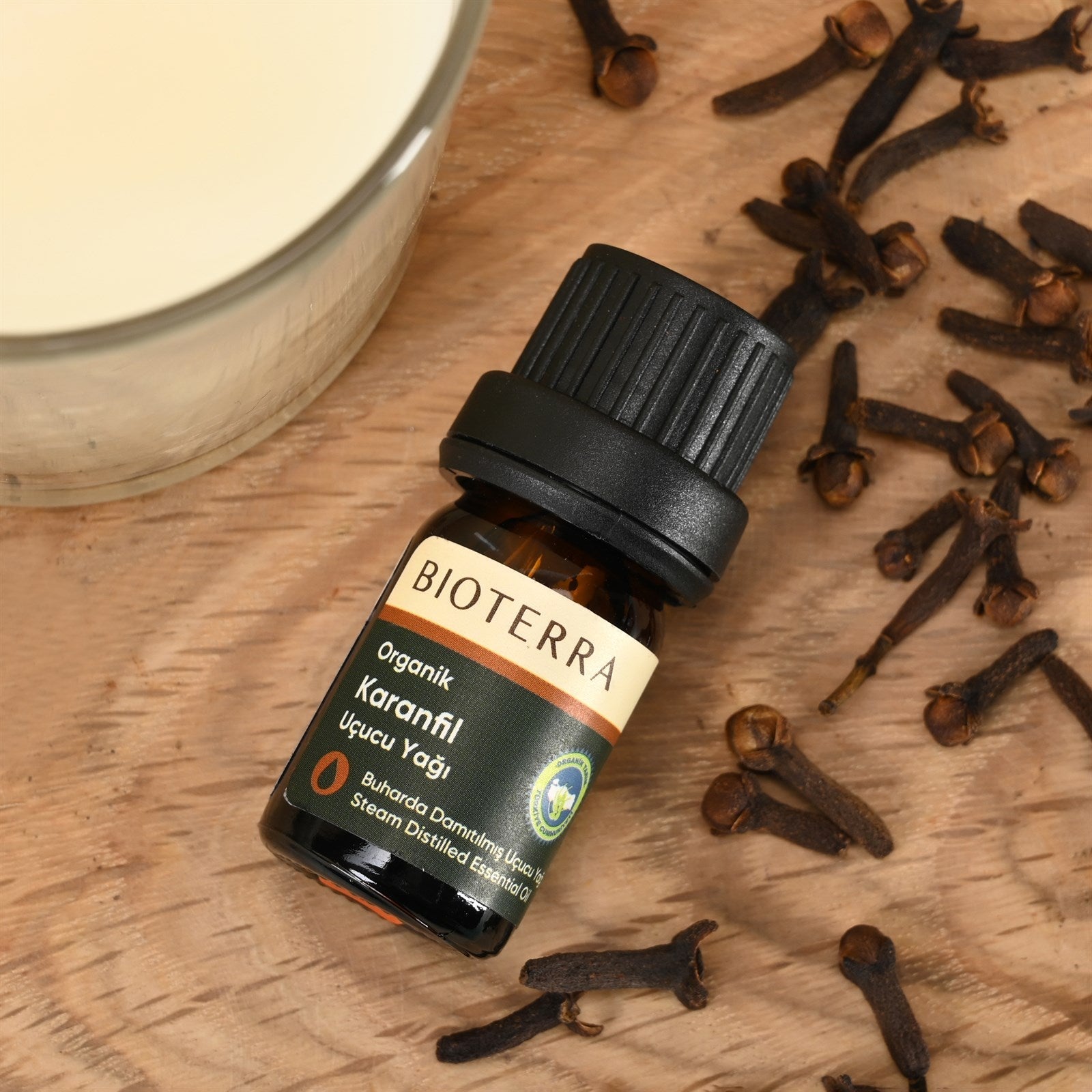 Bioterra Organic Clove Essential Oil